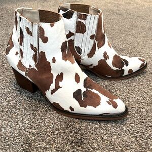 Arider Girl Suede Cow Print Ankle Boots Size 7.5